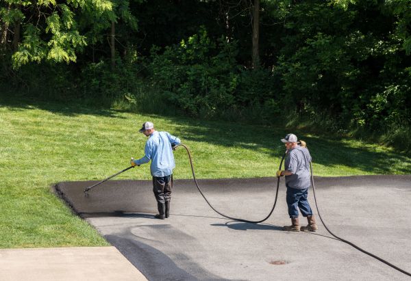 Cost of Driveway Coating Service in Des Moines