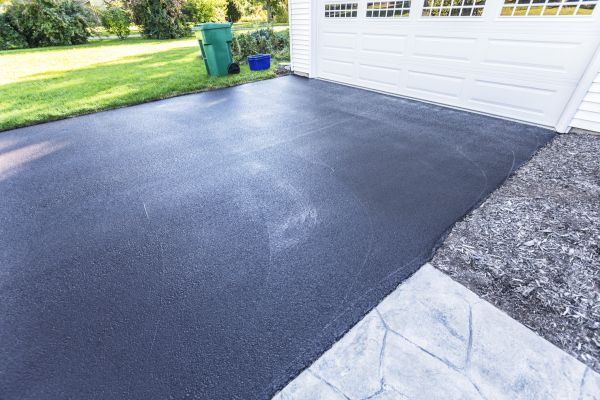 Cost of Pavement Sealcoating in Des Moines