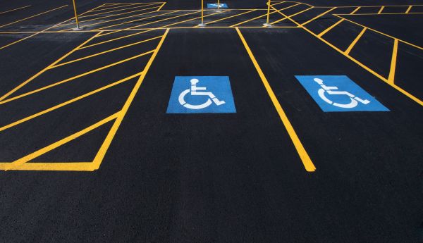 Parking Lot Sealcoating in Des Moines